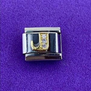 💛 Y2K Stainless Steel 18k Gold Initial 'J' Charm Link